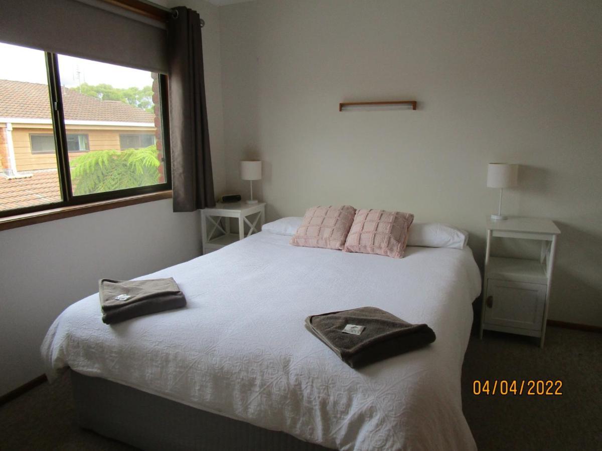 Harbour Lights Holiday Units Меримбула Екстериор снимка