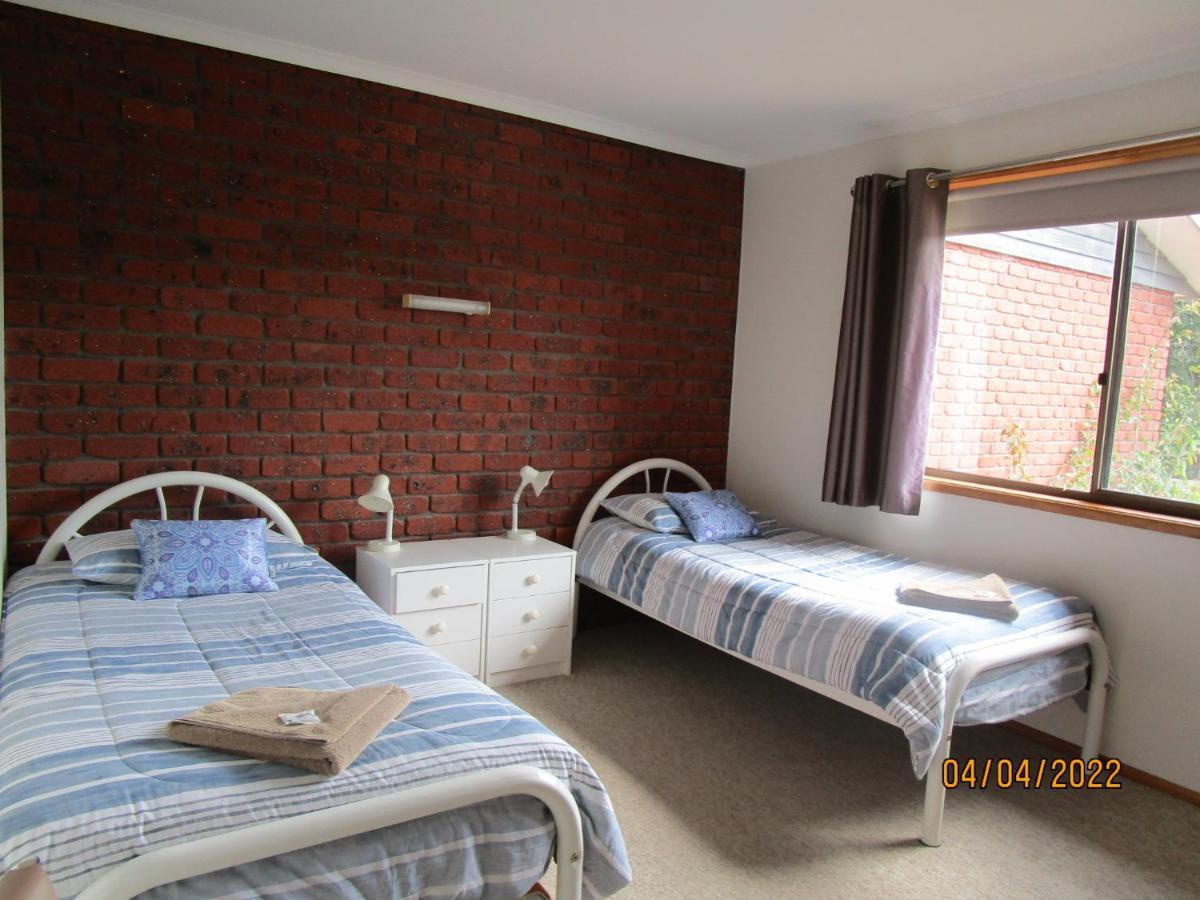Harbour Lights Holiday Units Меримбула Екстериор снимка