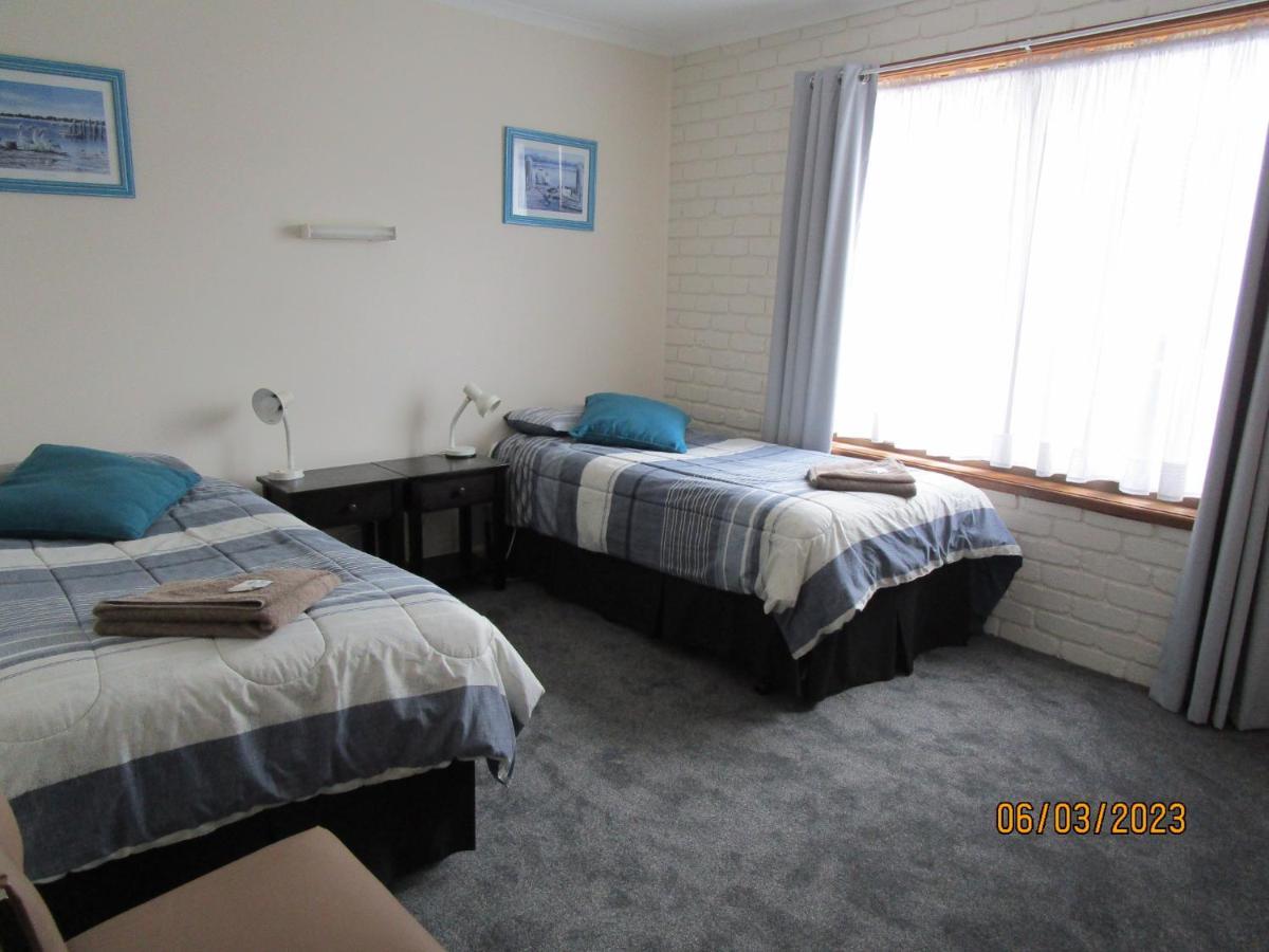 Harbour Lights Holiday Units Меримбула Екстериор снимка